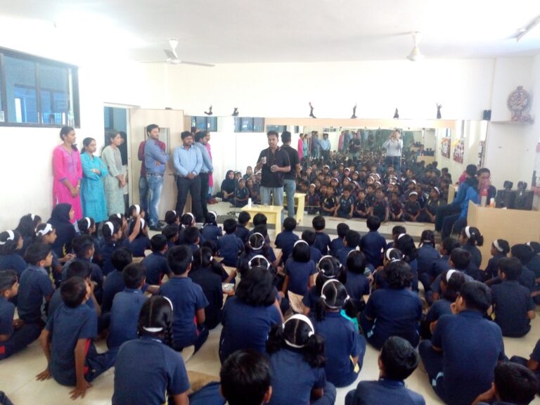 72585940_1397057197117159_4652686343170686976_n